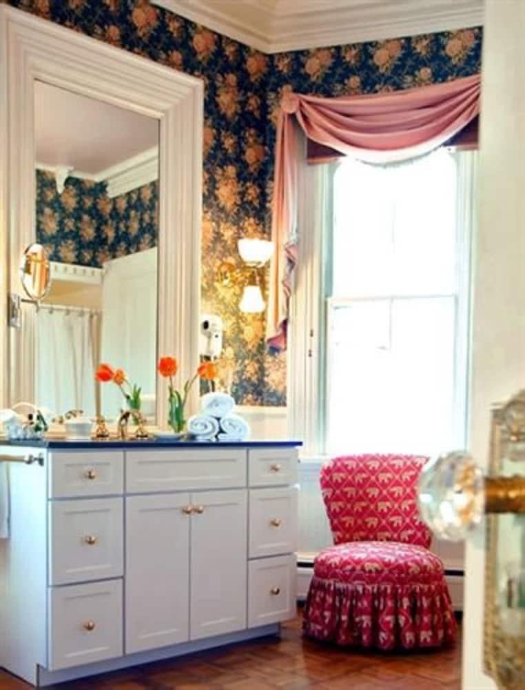 Sarah Kendall House Newport Room photo